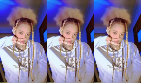 kia_love1234 TikTok Live — Oct 2, 2026, 12:05 PM