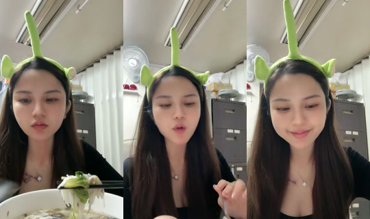 kim_10_02 TikTok Live — Oct 3, 2026, 5:49 PM