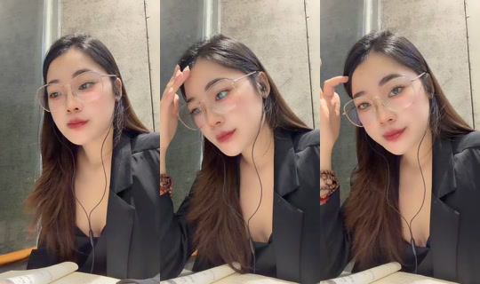 kimhuong101703 TikTok Live — Oct 4, 2026, 12:56 PM