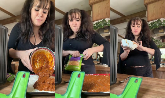 kixroxks TikTok Live — Aug 23, 2026, 8:35 PM