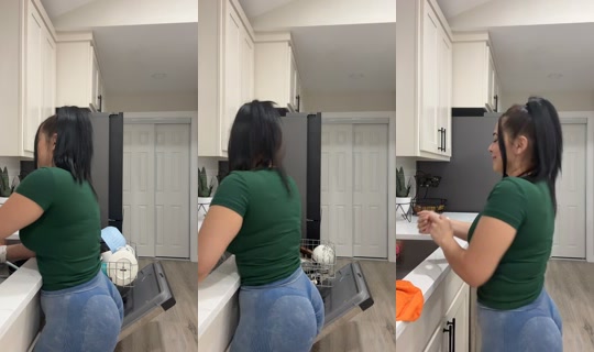 lacatracha2391 TikTok Live — Oct 2, 2026, 2:28 AM