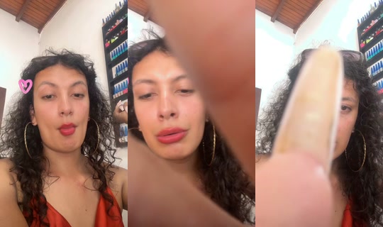 lacolorina1_ TikTok Live — Aug 20, 2026, 1:52 PM