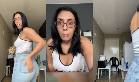 lafolleefollee05 TikTok Live — Aug 23, 2026, 12:17 PM