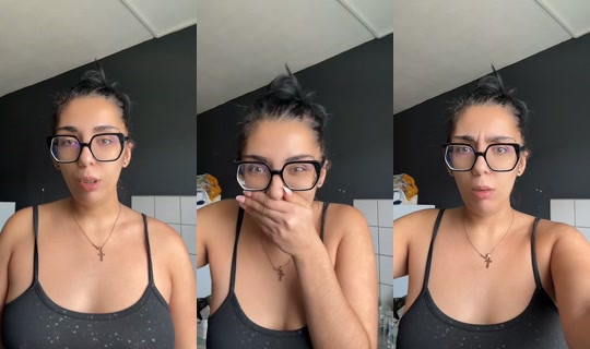 lafolleefollee05 TikTok Live — Oct 2, 2026, 10:40 AM