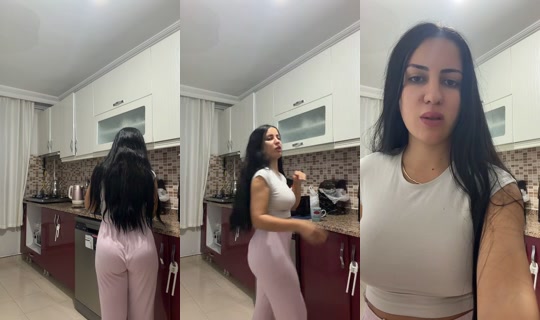 lale.ay02 TikTok Live — Sep 30, 2026, 8:09 PM