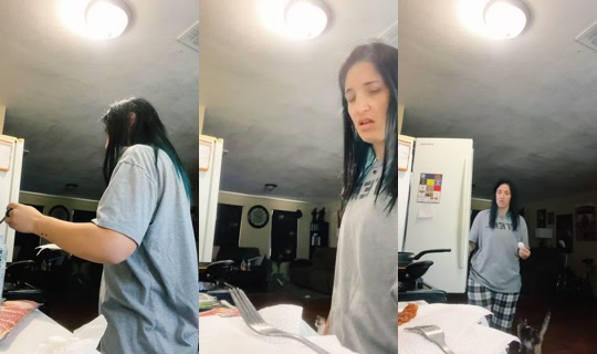 larsen1411 TikTok Live — Oct 4, 2026, 2:53 PM