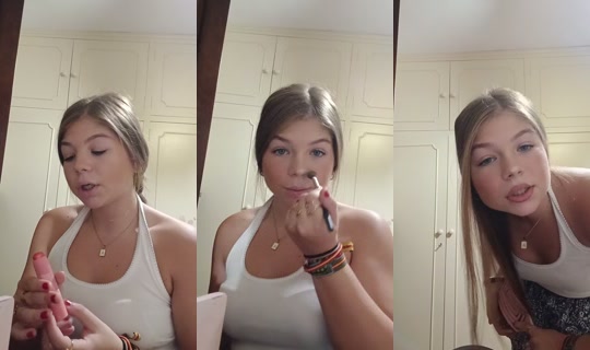 lasecreta2104 TikTok Live — Oct 2, 2026, 6:07 PM