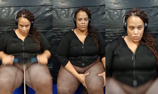latees22 TikTok Live — Oct 3, 2026, 11:15 PM