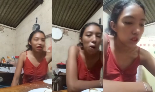 laura.castro5030 TikTok Live — Oct 4, 2026, 11:49 PM
