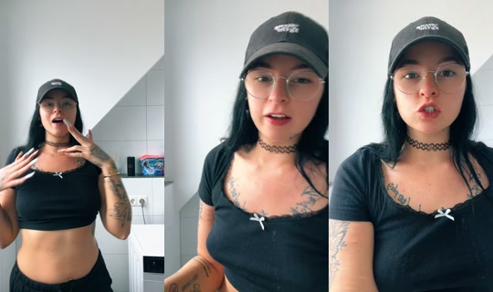 laura_secreet TikTok Live — Aug 24, 2026, 10:49 AM
