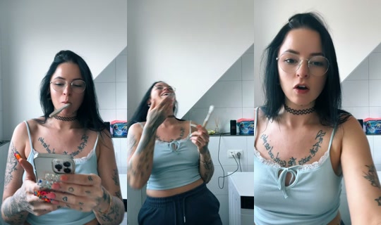 laura_secreet TikTok Live — Aug 25, 2026, 6:39 AM