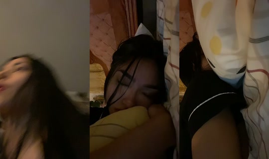 laurabuchelii TikTok Live — Oct 4, 2026, 7:17 AM