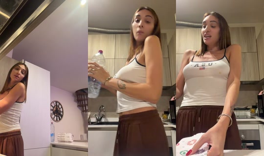 leahmulier_ TikTok Live — Oct 9, 2026, 6:37 PM