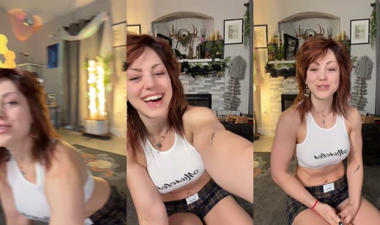 leavemollyalone TikTok Live — Aug 27, 2026, 2:30 PM