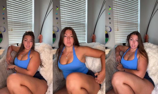 lexisleannn TikTok Live — Aug 21, 2026, 7:44 PM
