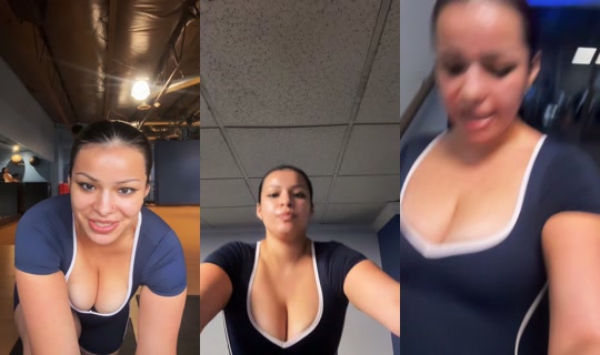 lexxaluxx TikTok Live — Sep 27, 2026, 1:05 AM