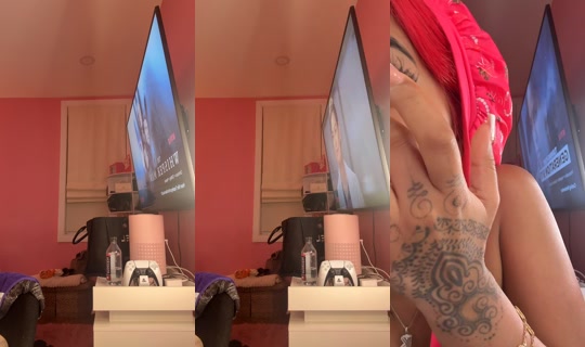 leyaslayer TikTok Live — Aug 28, 2026, 12:04 AM