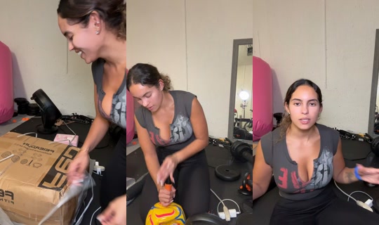 lifewith.jen TikTok Live — Aug 27, 2026, 11:19 PM