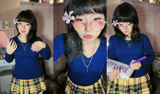 lily_lioon TikTok Live — Oct 4, 2026, 5:59 AM