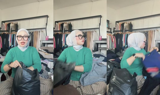lilyazman25 TikTok Live — Oct 3, 2026, 6:20 AM