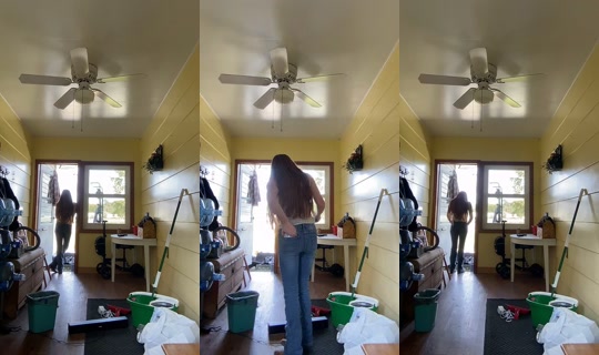 lilyzilka24 TikTok Live — Oct 9, 2026, 6:45 PM