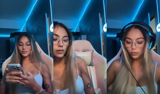little_yoke TikTok Live — Oct 4, 2026, 2:20 PM