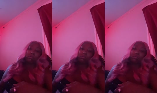 littlebabynee TikTok Live — Sep 1, 2026, 7:20 PM