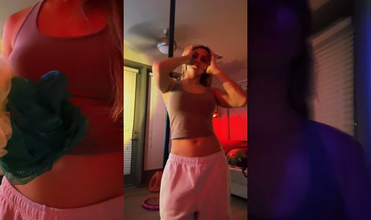 littlelexxi TikTok Live — Aug 28, 2026, 5:00 AM
