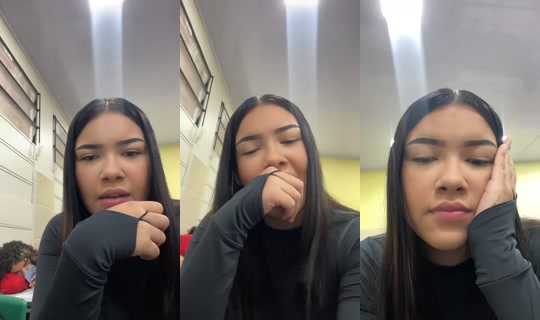 liviaabarbosaa__ TikTok Live — Sep 15, 2026, 11:08 AM