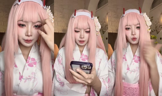llaappiissllaazzuullii TikTok Live — Oct 2, 2026, 4:24 PM