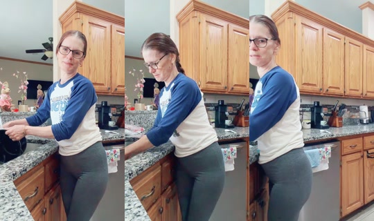 llaremyyy24 TikTok Live — Aug 24, 2026, 4:03 PM