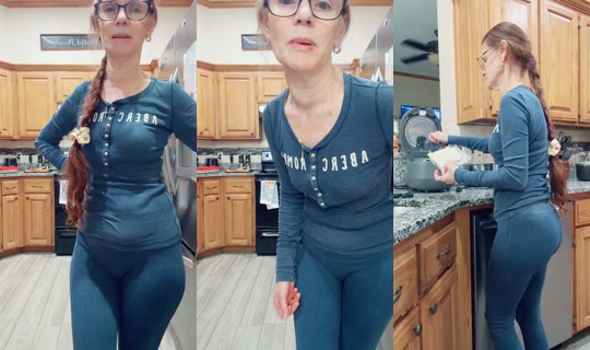 llaremyyy24 TikTok Live — Oct 3, 2026, 8:01 PM