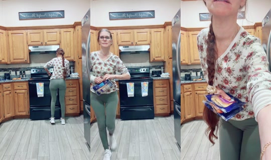 llaremyyy24 TikTok Live — Oct 4, 2026, 4:46 PM