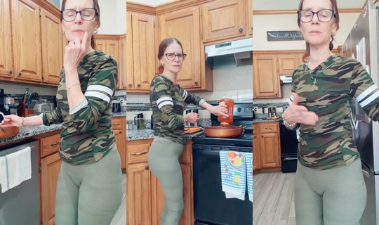 llaremyyy24 TikTok Live — Oct 5, 2026, 9:24 PM
