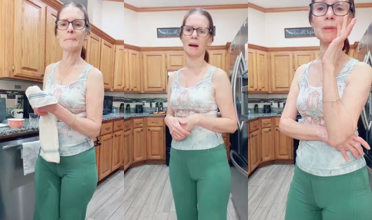 llaremyyy24 TikTok Live — Oct 7, 2026, 9:11 PM