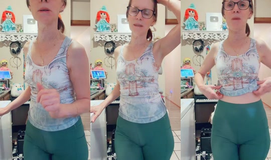 llaremyyy24 TikTok Live — Oct 7, 2026, 10:22 PM