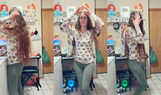 llaremyyy24 TikTok Live — Oct 8, 2026, 11:28 PM