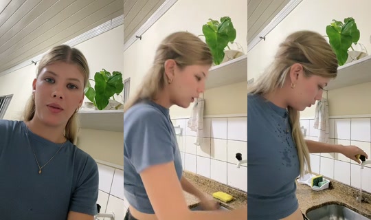 llypaz TikTok Live — Aug 24, 2026, 11:31 PM