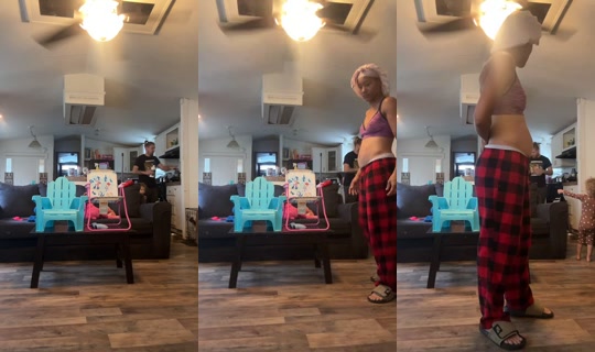 lolamarie_banks TikTok Live — Oct 4, 2026, 1:45 PM