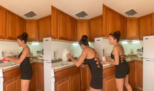 lolaros000 TikTok Live — Aug 22, 2026, 10:29 AM