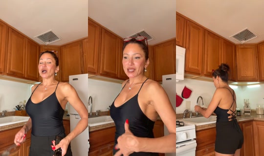 lolaros000 TikTok Live — Aug 22, 2026, 11:13 AM