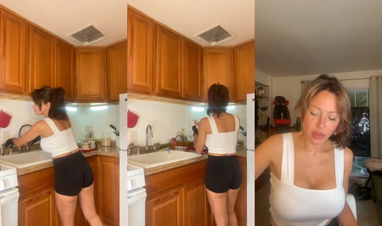 lolaros000 TikTok Live — Aug 26, 2026, 10:52 AM