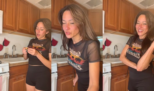 lolaros000 TikTok Live — Sep 21, 2026, 9:26 PM