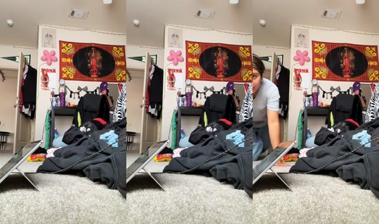loooossseerrr TikTok Live — Aug 26, 2026, 6:34 PM