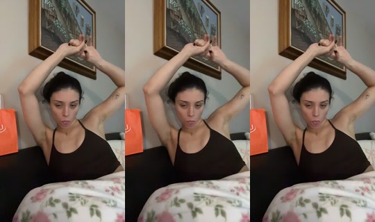 lou3lou33 TikTok Live — Aug 25, 2026, 1:27 AM