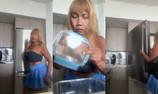 loveasianrara TikTok Live — Oct 2, 2026, 12:19 PM