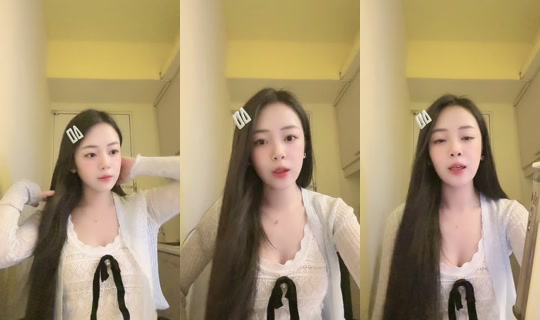 lovesally32 TikTok Live — Oct 3, 2026, 1:00 PM
