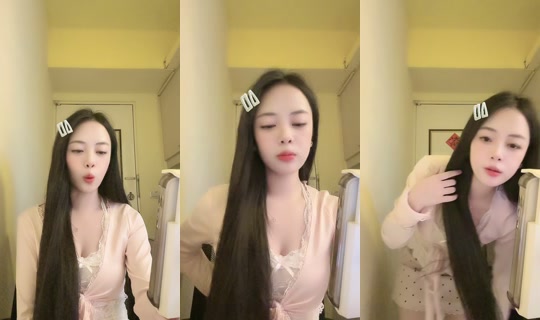 lovesally32 TikTok Live — Oct 7, 2026, 2:49 PM