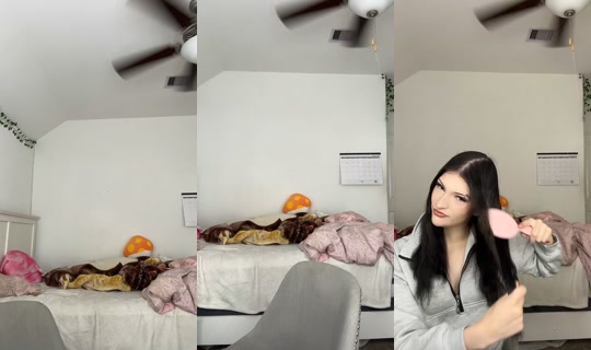 loveyoulizzy TikTok Live — Sep 22, 2026, 10:39 PM