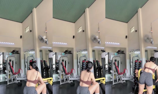 lualua587 TikTok Live — Oct 6, 2026, 1:52 AM